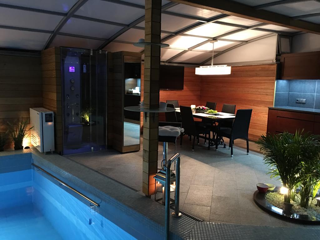 Apartament Z Prywatnym, Krytym Basenem *